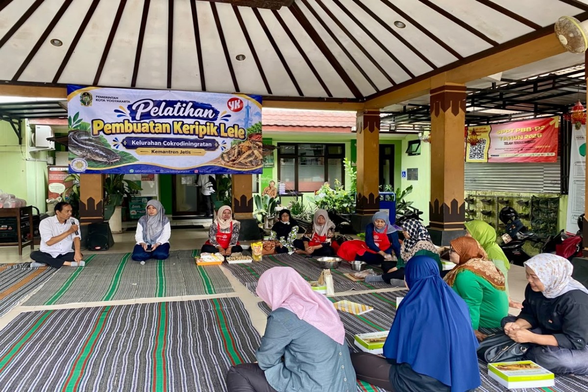 Memulai Bisnis Keripik dari Rumah dengan Modal Kecil