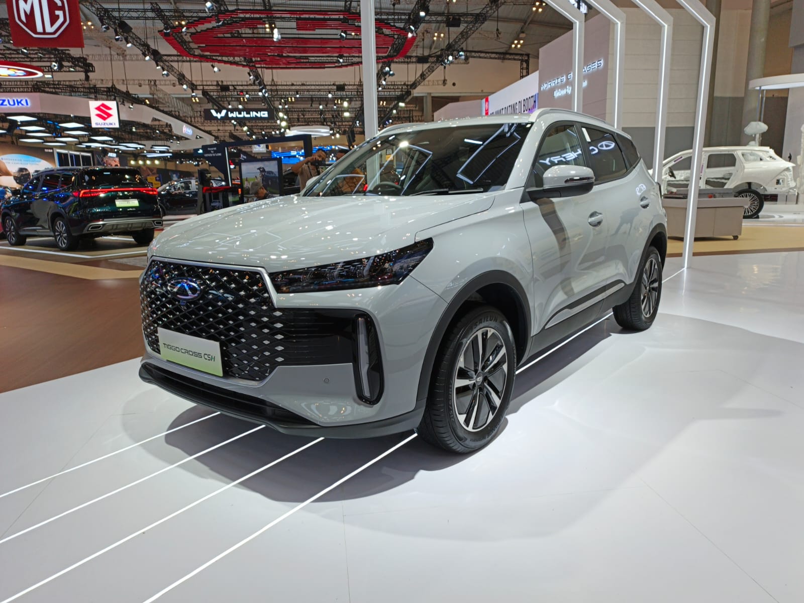 Chery Tiggo Cross CSH: SUV Hemat Bensin Hampir 1.000 km Sekali Isi