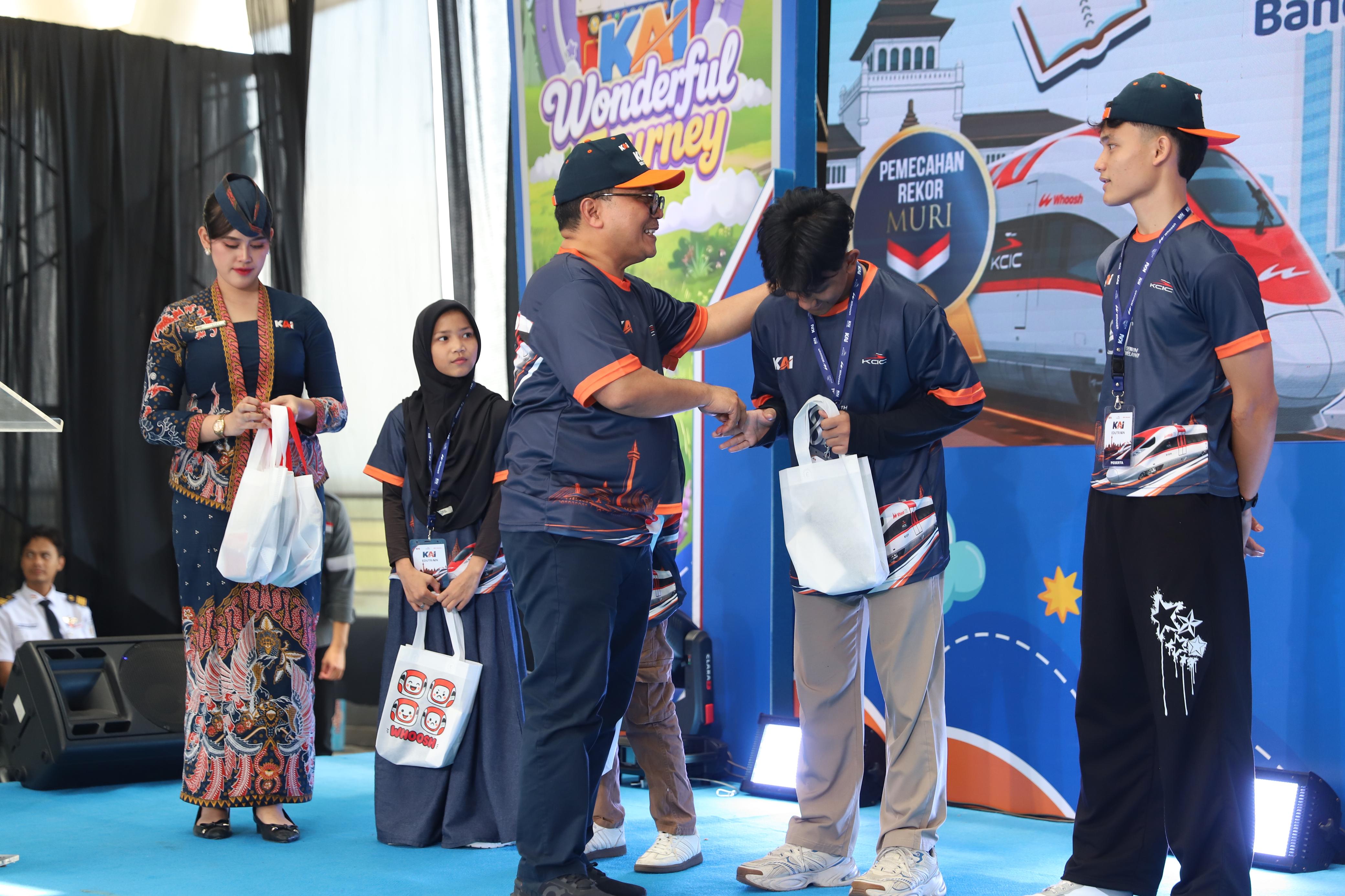 607 Anak Panti Asuhan Naik Kereta Cepat Whoosh: Edukasi dan Kepedulian Sosial