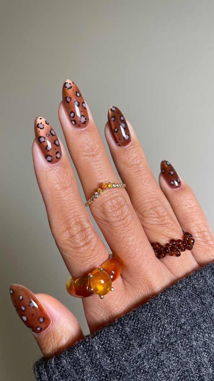 Panduan Warna Nail Polish Sempurna untuk Setiap Tone Kulit