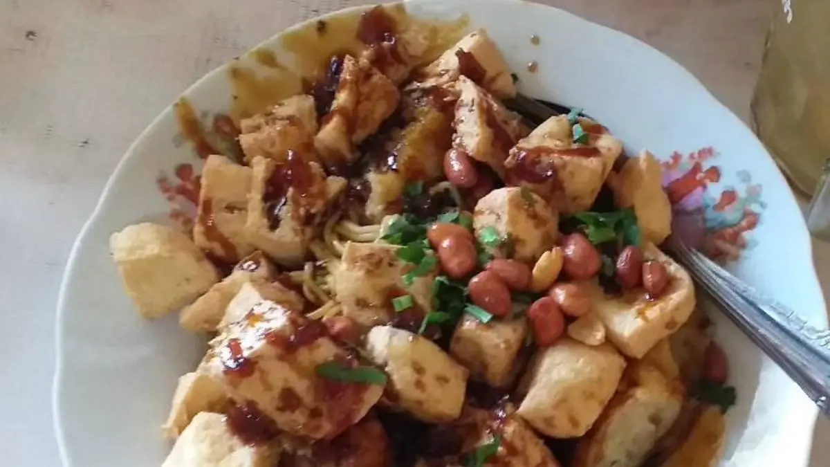 Tahu Kupat Klaten dan Tauto Pekalongan, Wajah Asli Kuliner Jalanan