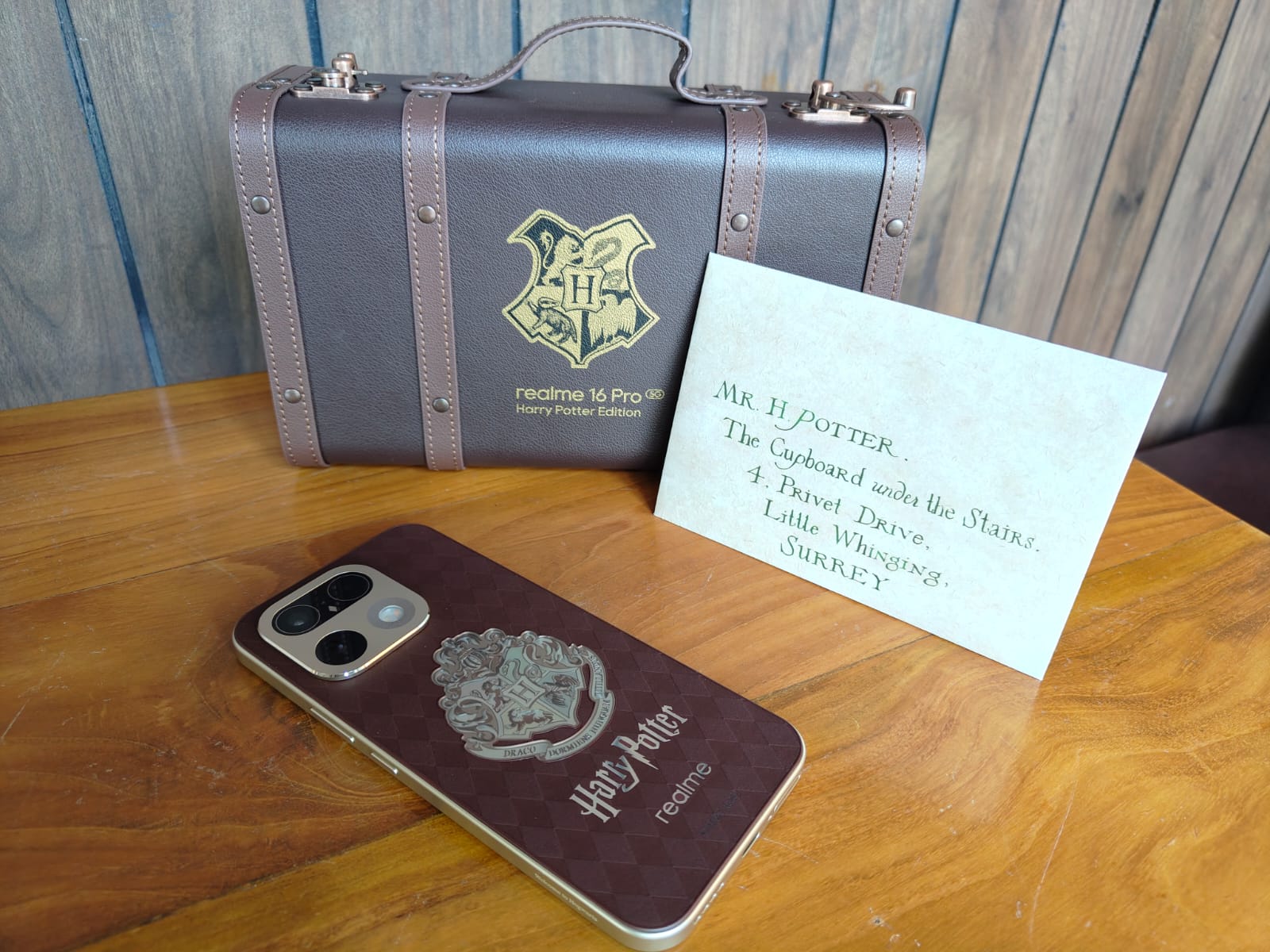 realme 16 Pro Harry Potter Edition: Unboxing Koleksi Hogwarts yang Hidup di Bodi dan Layar