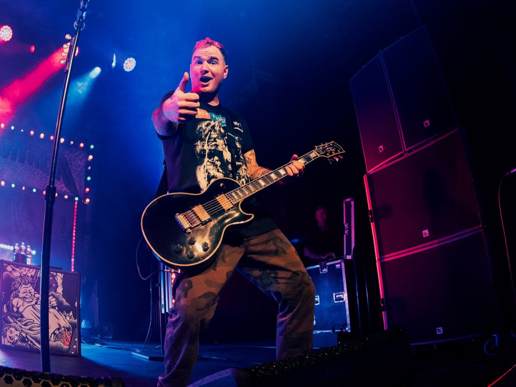 Chad Gilbert Meninggal: Warisan Pop-Punk Legenda New Found Glory