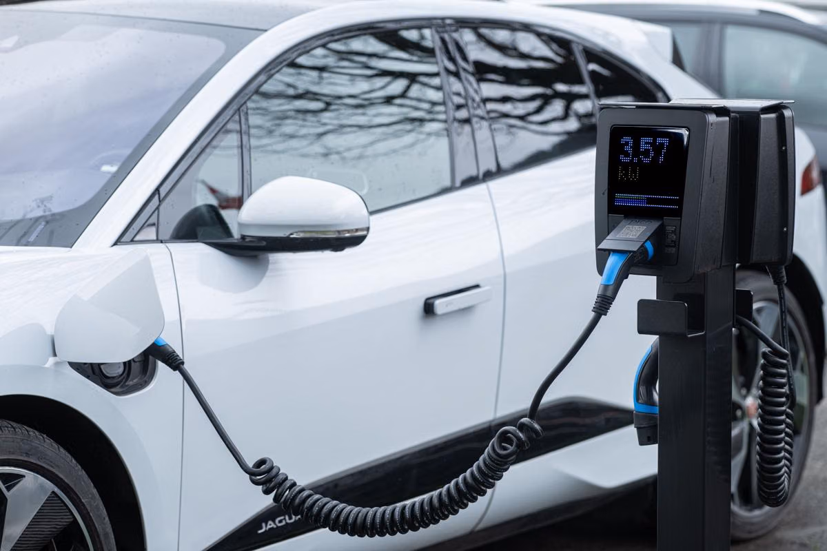 Mengapa Fast Charging Bisa Mempercepat Kerusakan Baterai Mobil Listrik