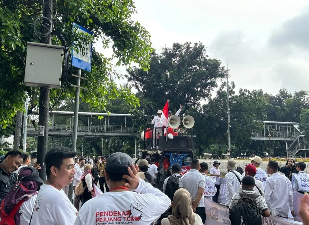 Pendidikan Gratis dari SD hingga PTN: Siapa Bayar, Siapa Diuntungkan?
