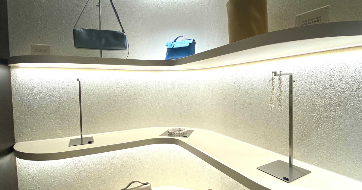 The Canopy Room Plaza: Rumah Fashion Desainer Independen yang Personal