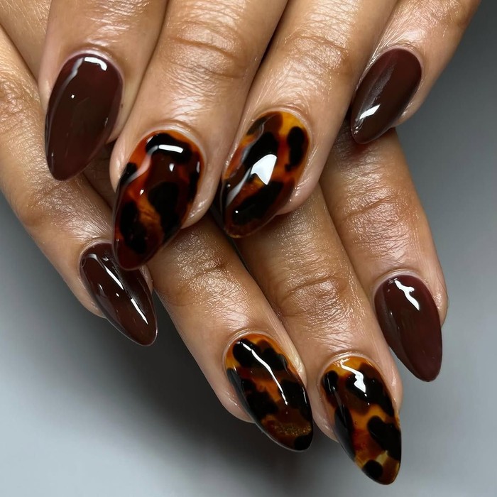 Panduan Warna Nail Polish Sempurna untuk Setiap Tone Kulit