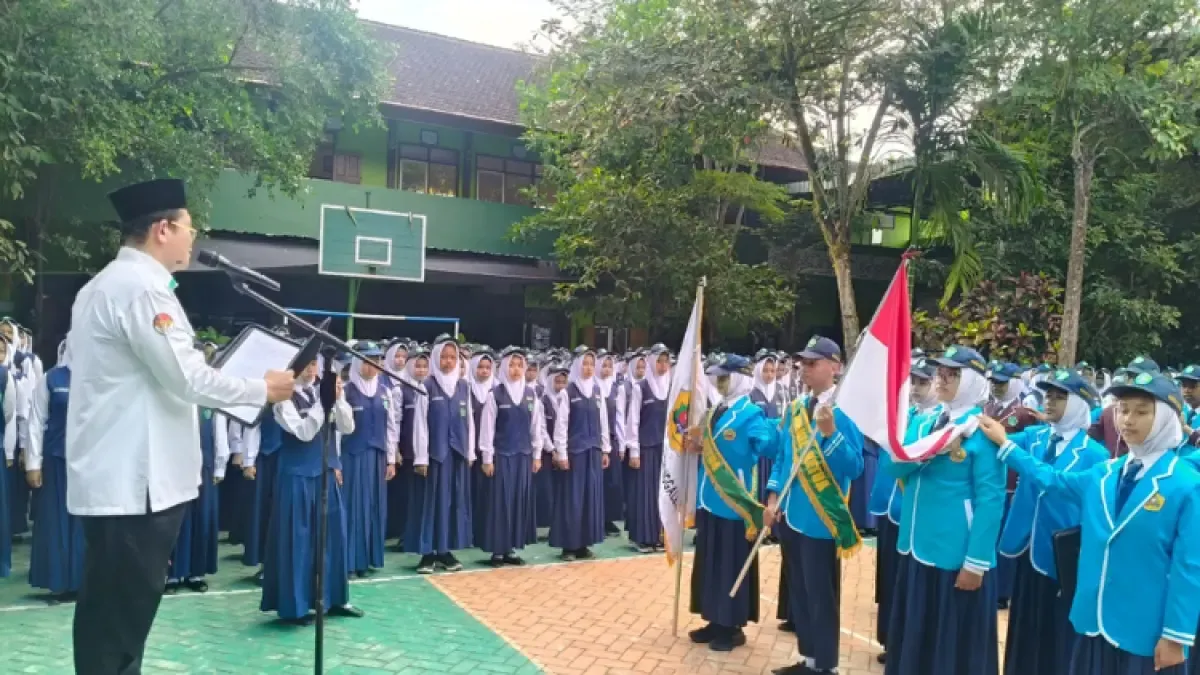 Pemilihan Ketua OSIS: Laboratorium Demokrasi di Sekolah