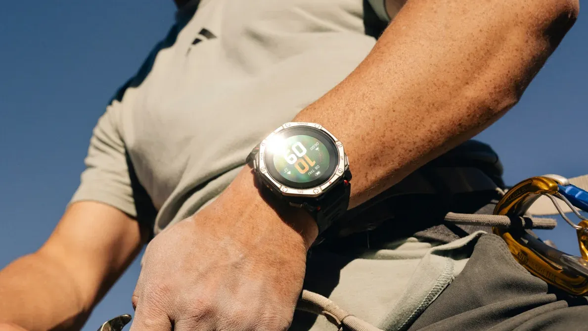 Baterai 180 Hari atau 25 Hari? Mengurai Klaim Amazfit T-Rex Dual Solar