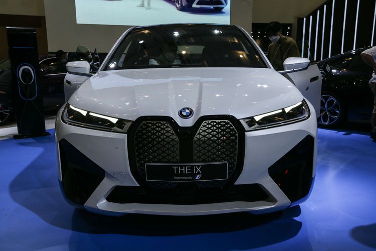 BMW iX vs iX1 M Sport: SUV Listrik Premium untuk Pengguna Harian