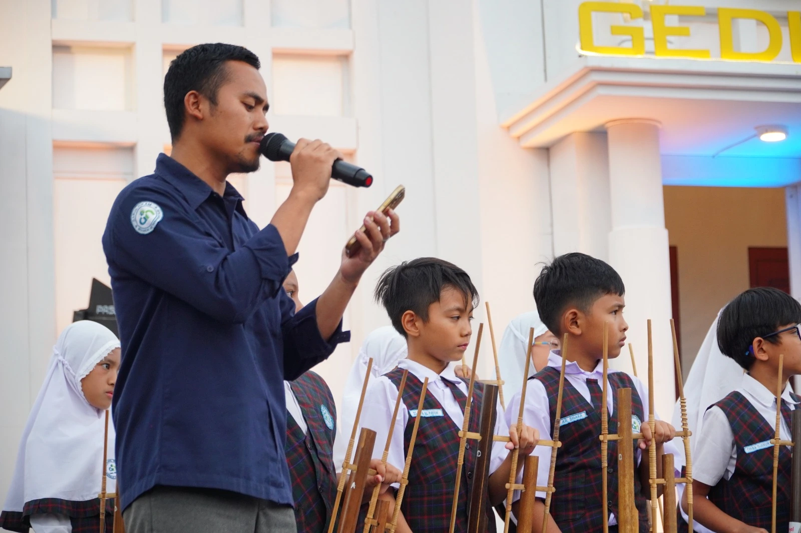 Panduan Orang Tua Cegah Penularan Flu di Sekolah