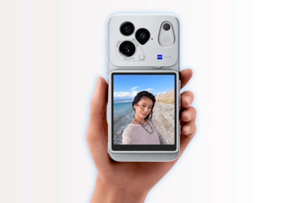 Layar Magnetik Tambahan Vivo Ubah Cara Ambil Selfie