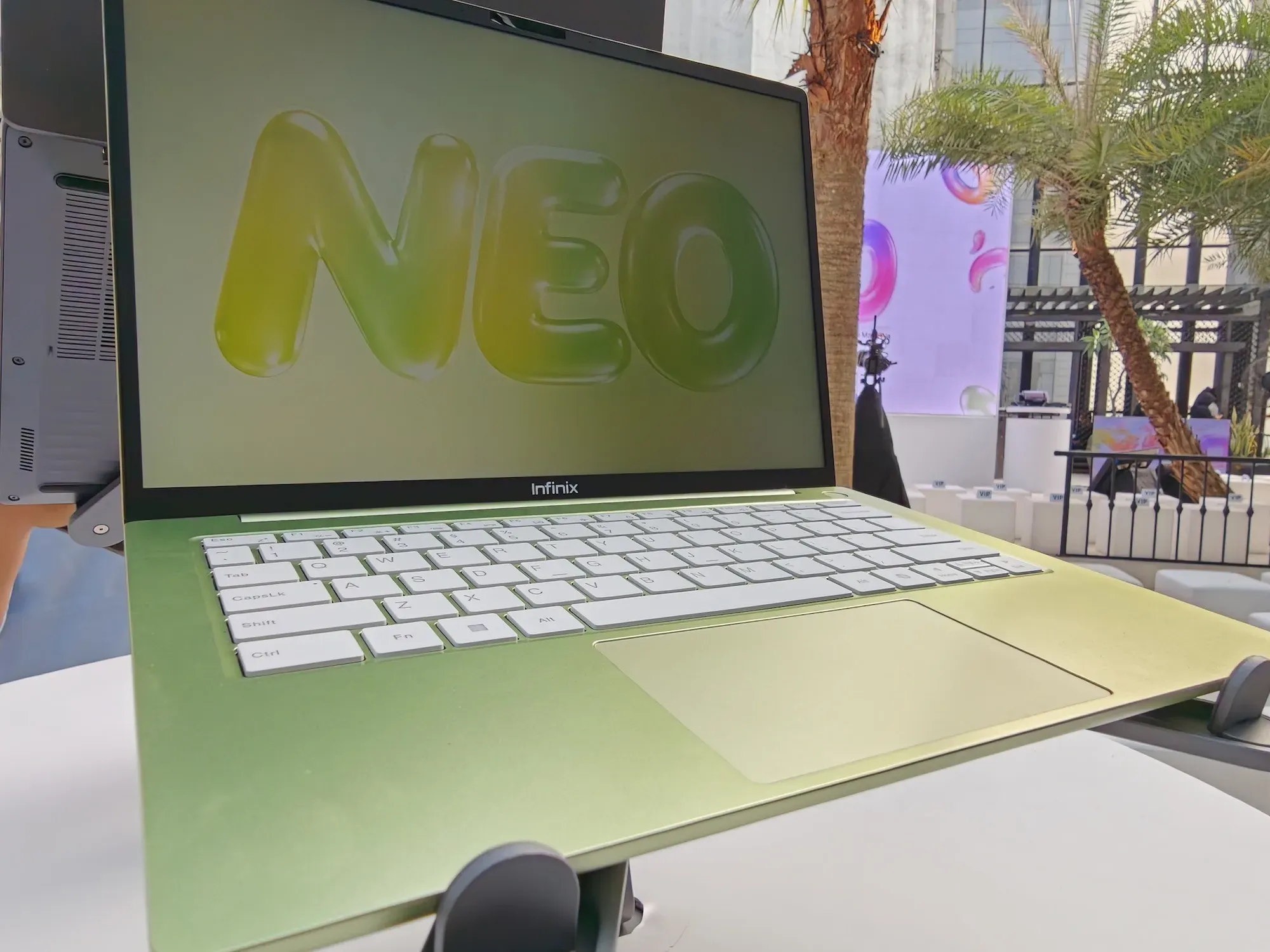 Review Infinix XBOOK 14 NEO: Laptop Ringan Rp7 Jutaan untuk Profesional Mobile
