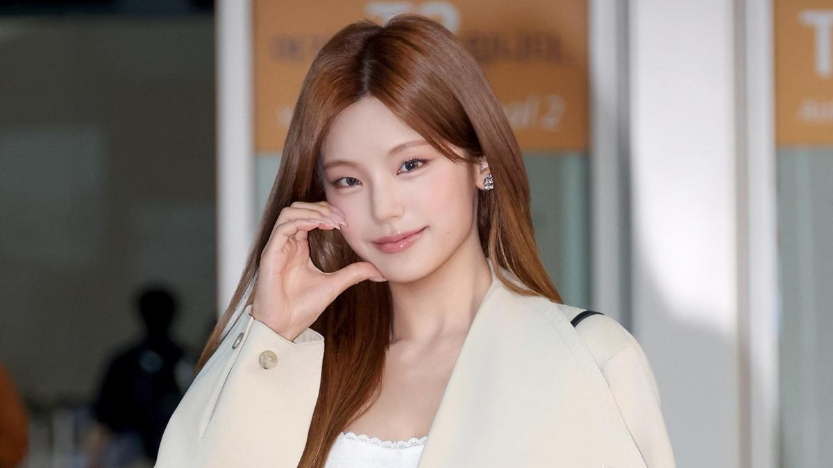 Dari UGG hingga Roger Vivier: Dominasi Fashion Luxury K-Pop Idols