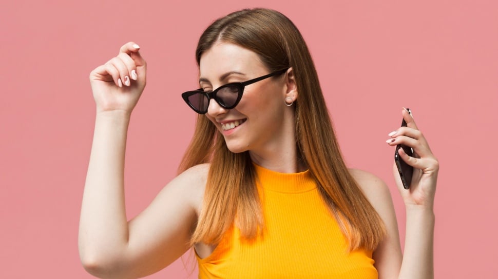 7 Parfum Wanita Tahan Lama yang Wajib Dicoba, dari Pagi Sampai Malam