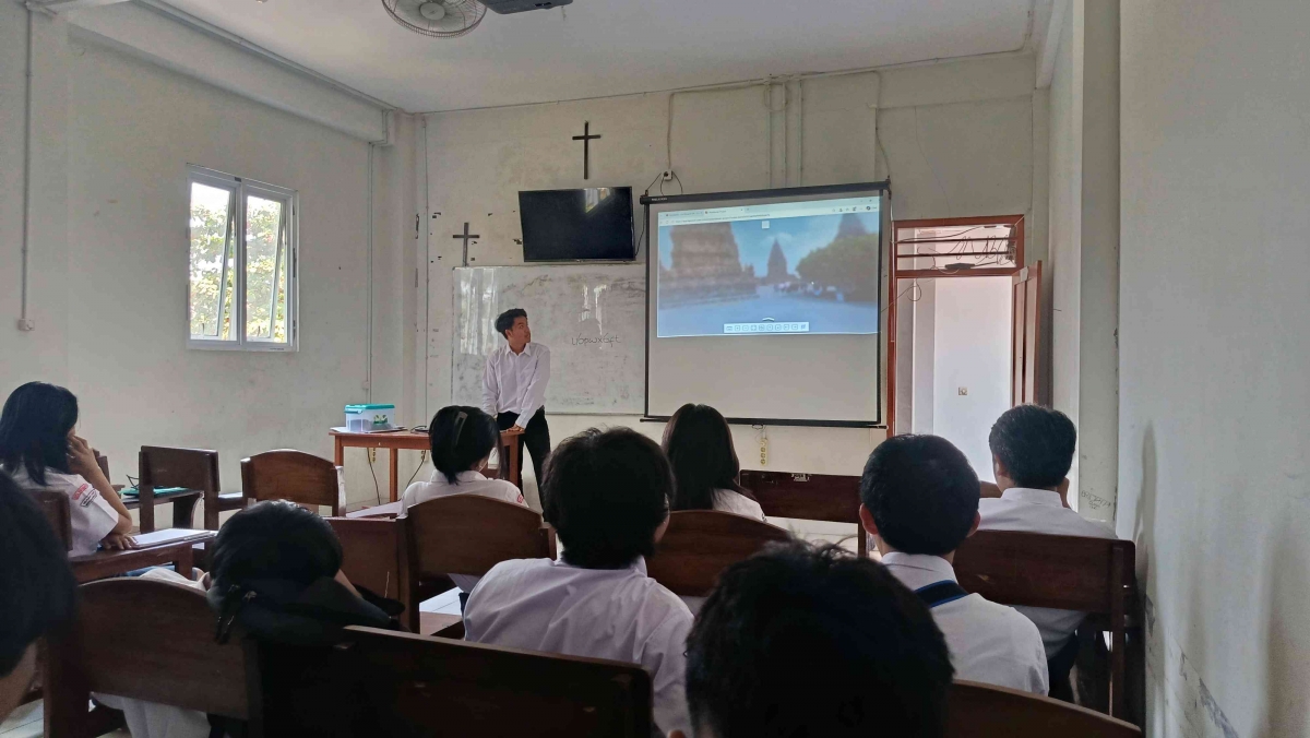 Tur Virtual Mataram Kuno: Saat Sejarah Berpindah ke Ruang Kelas Imersif