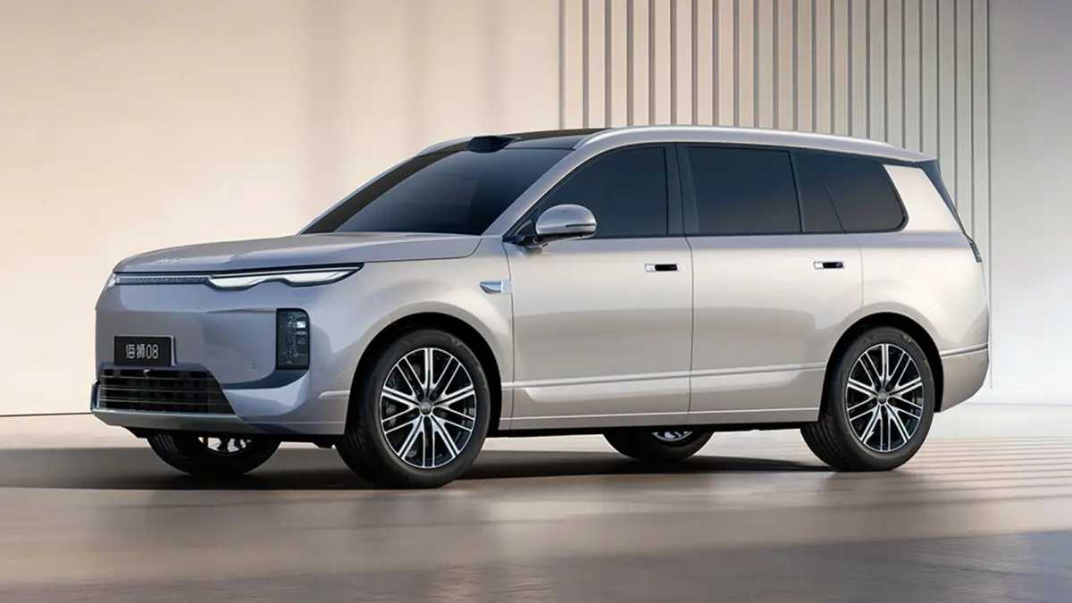 BYD Sealion 8: SUV Premium Buas dengan Opsi Listrik dan Hybrid