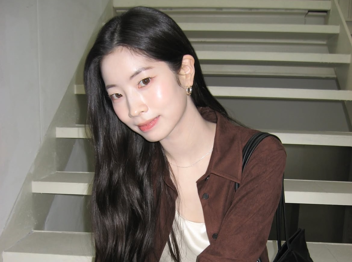 Dahyun TWICE Menantang Diri di Film Romantis ‘Clouds Roll Like Gureumi’