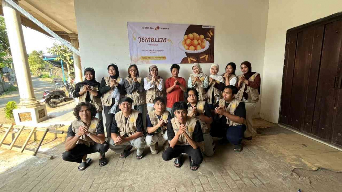 Mahasiswa IT Menggerakkan Digitalisasi UMKM Lokal