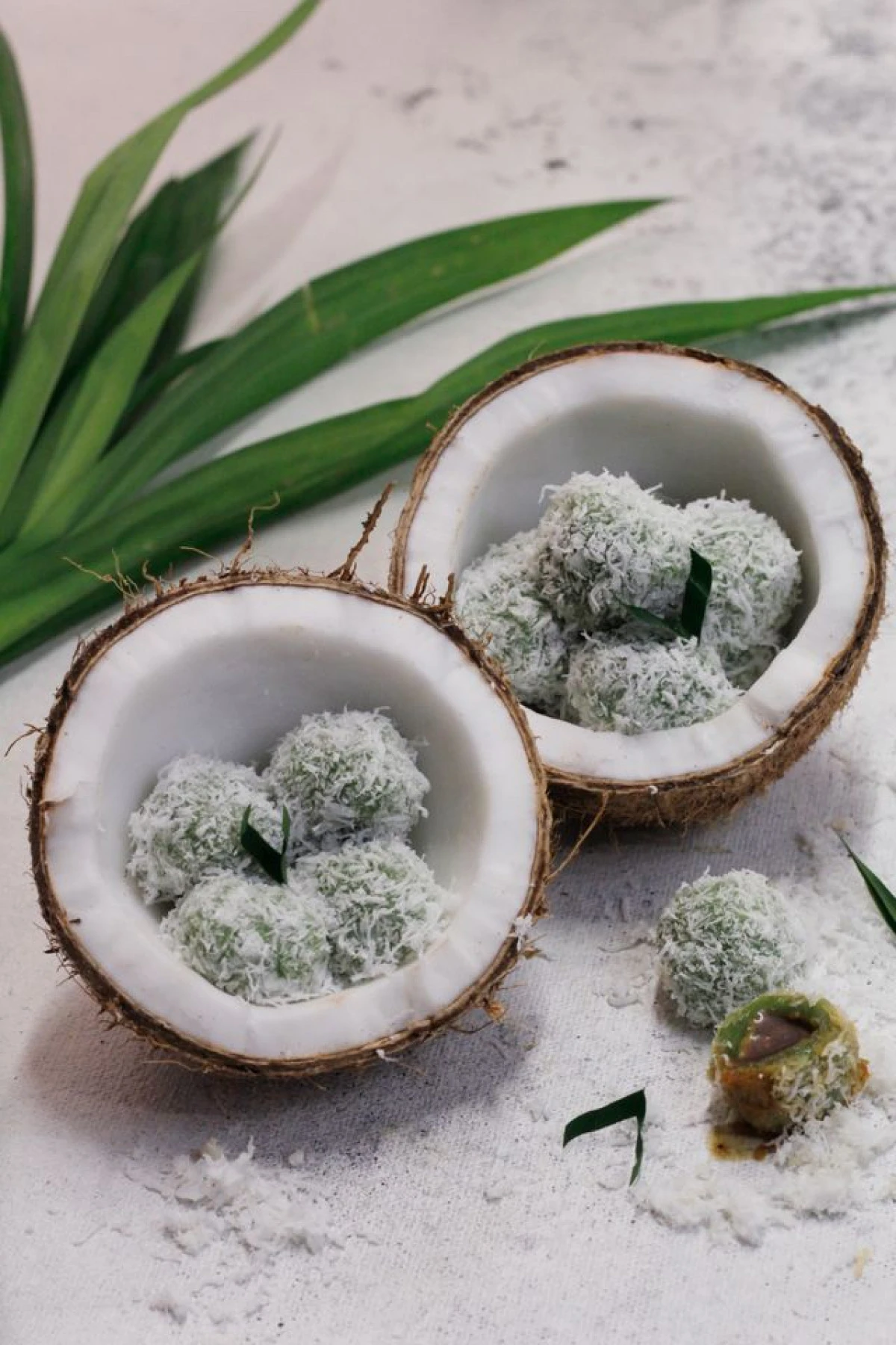 Pisang Goreng dan Klepon: Jajanan Pinggir Jalan Jadi Bintang Dessert Asia