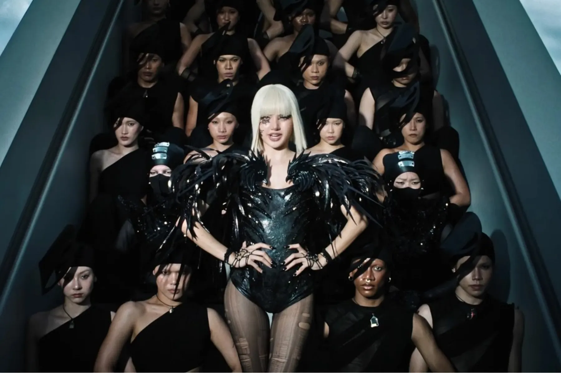 Strategi di Balik Ketahanan 'SaWaDiKa' Lisa di Billboard Hot 100