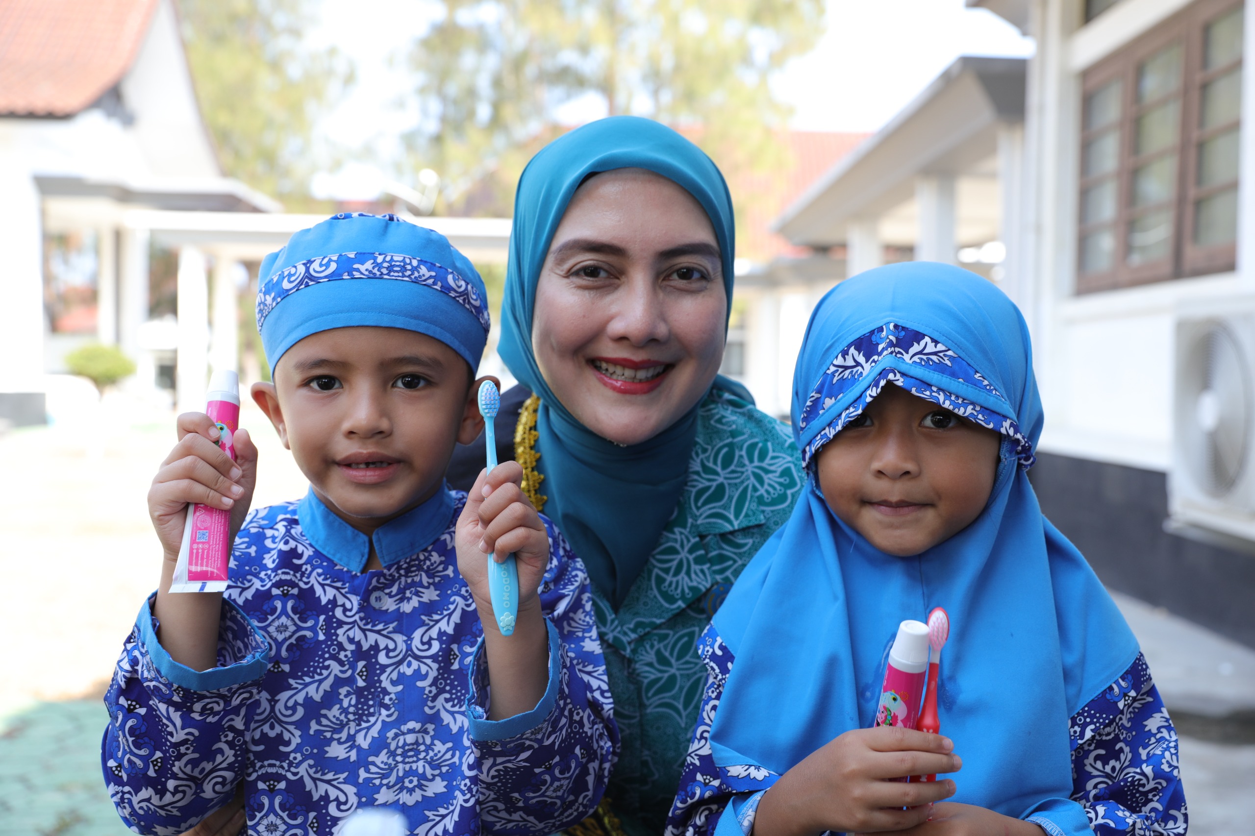 Cara Mengajarkan Gosok Gigi yang Benar kepada Anak TK di Rumah