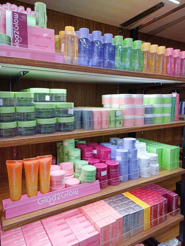 Viral di Medsos Bukan Jaminan Aman: Cara Cerdas Memilah Informasi Skincare