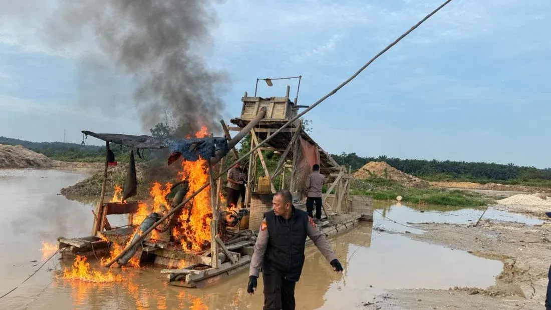 Polisi Intensifkan Penertiban Tambang Ilegal di Darat dan Laut