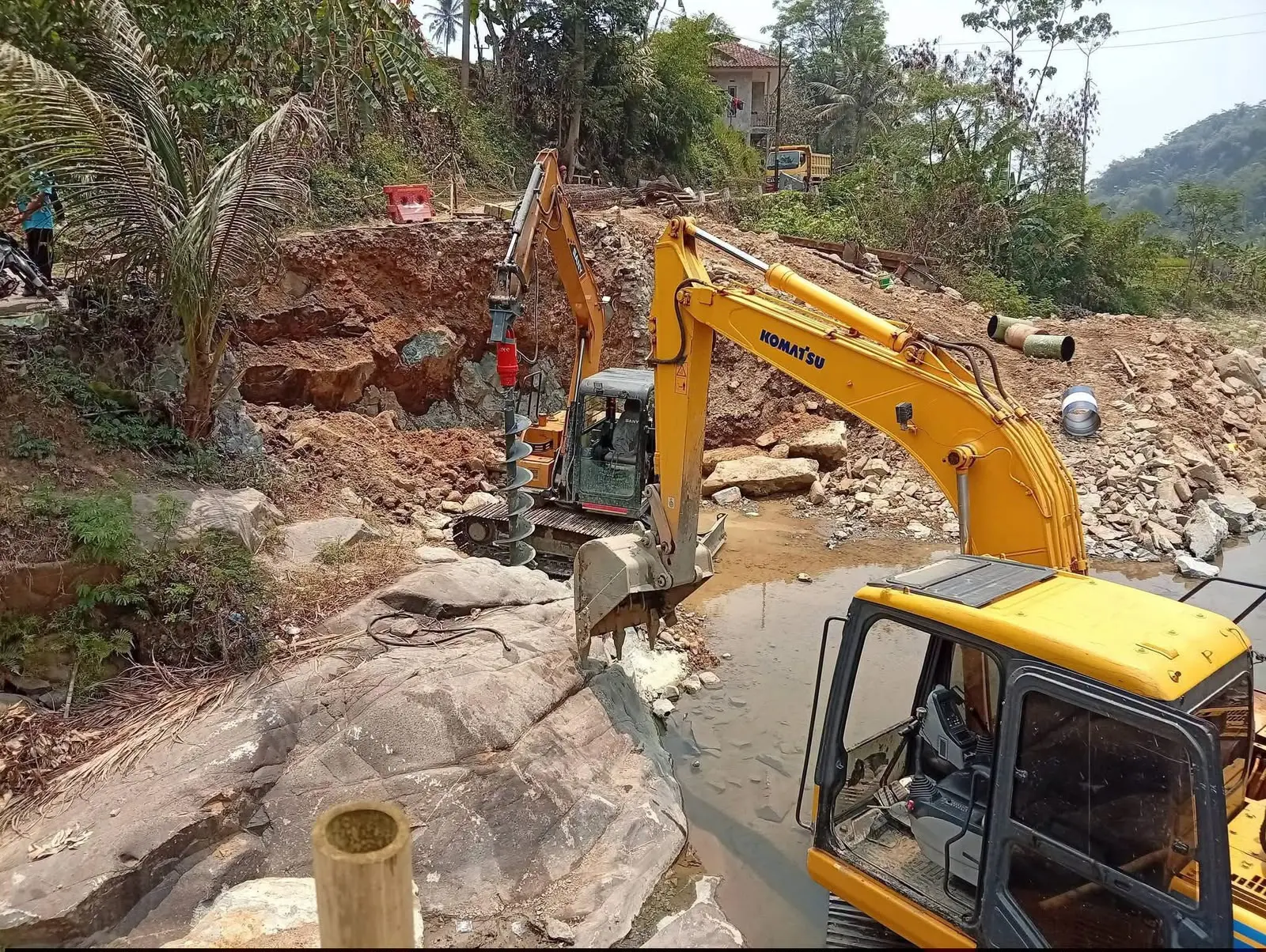 Jembatan Ambruk dan Mangkrak: Rantai Gagal yang Tak Pernah Diakui
