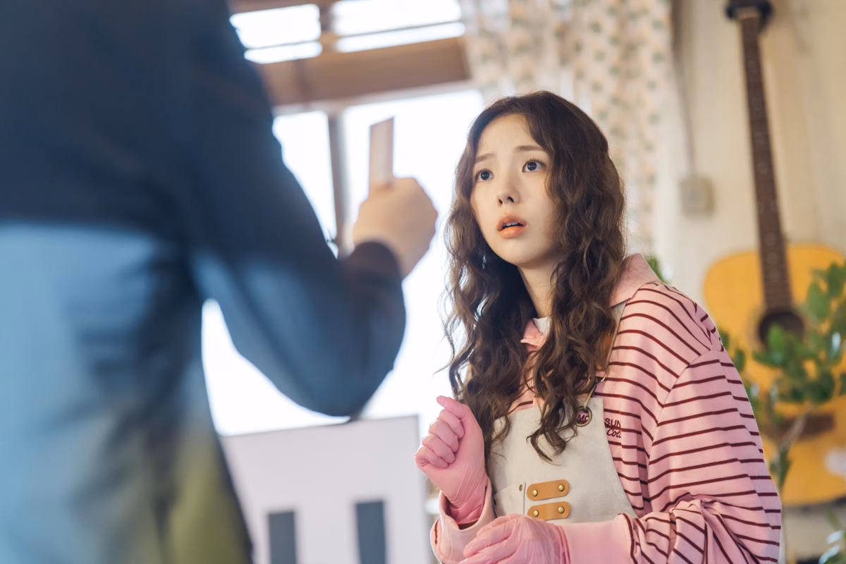 Tiga Drama Romantis Komedi Oktober: Cinta Terselubung dan Kontrak Unik