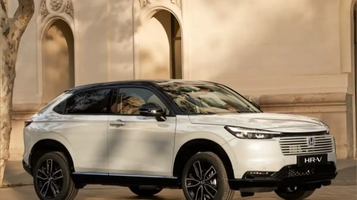 Xpander Hybrid 21 Km/L: Tenaga 116 PS dan Strategi Pasar