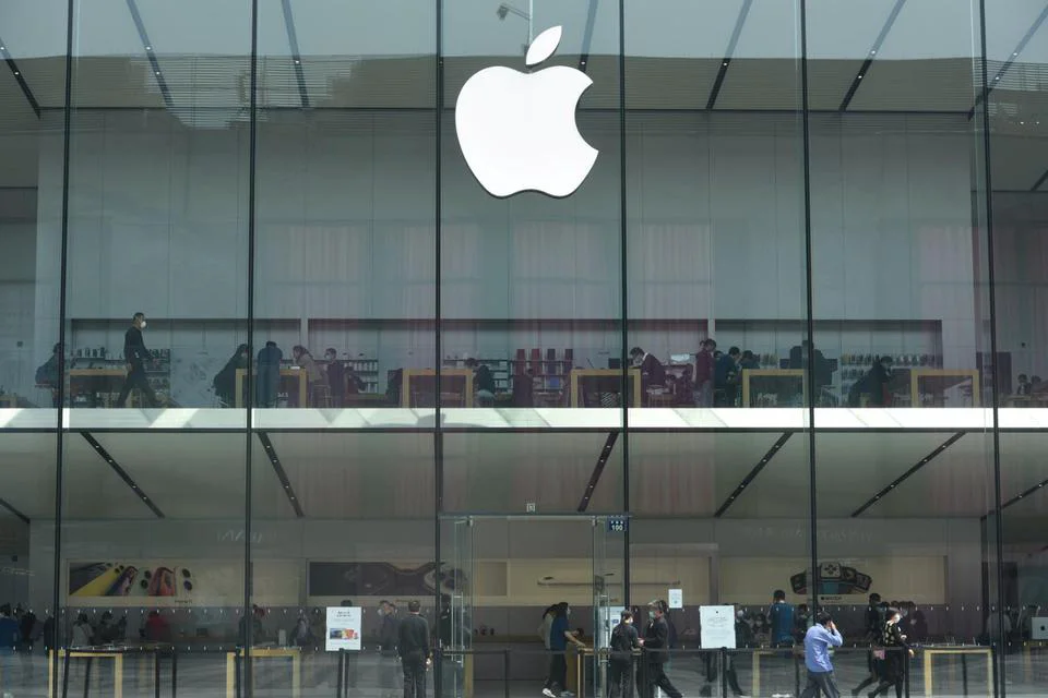 Apple Siapkan Gelang Pelacak Kebugaran Tanpa Layar untuk Tantang Whoop