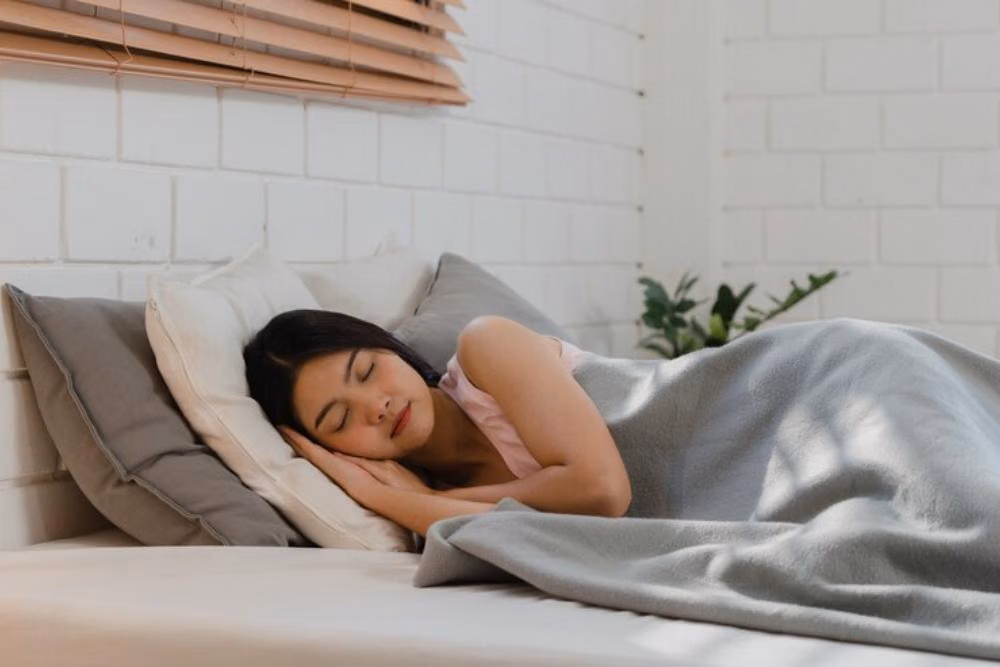 5 Posisi Tidur Terbaik untuk Mengatasi Sakit Pinggang