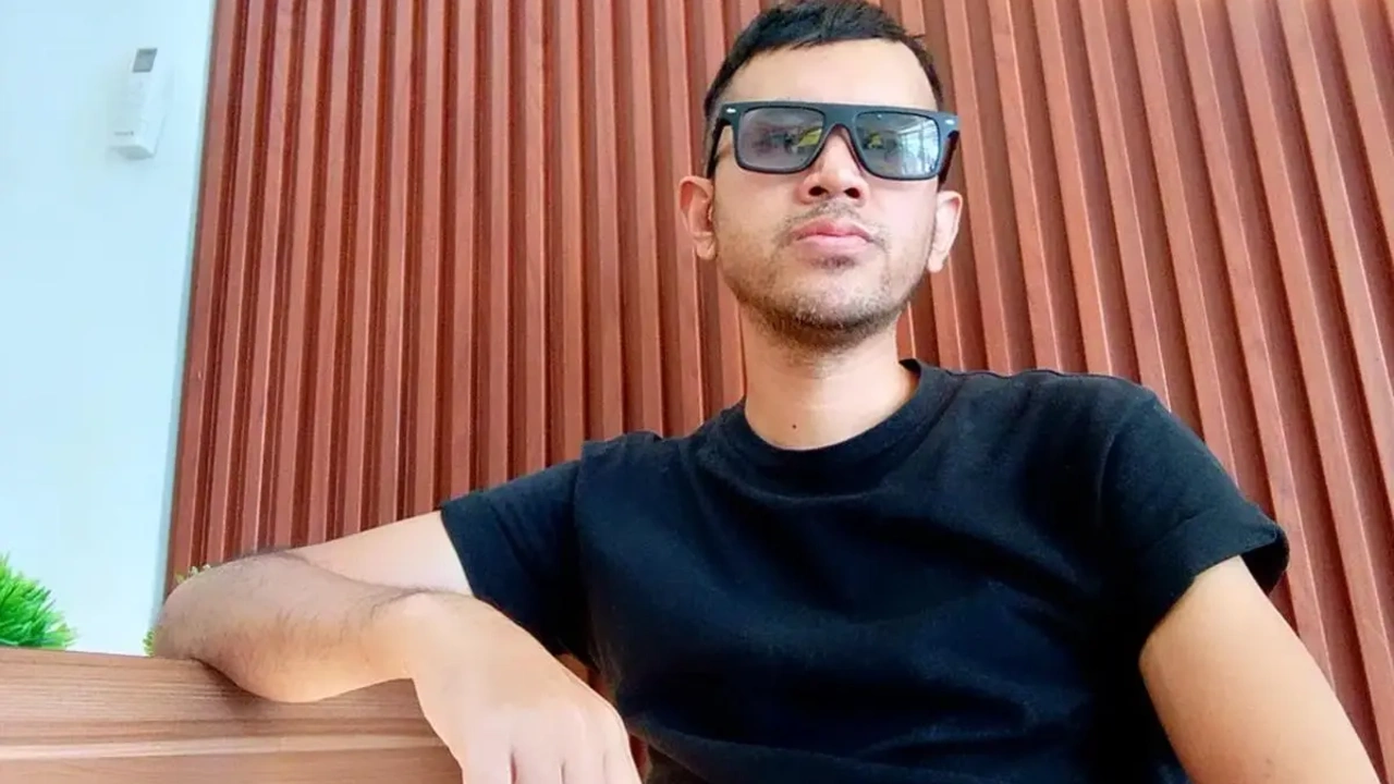 Aries Budiman: Drummer yang Mengubah Wajah Rock Lokal