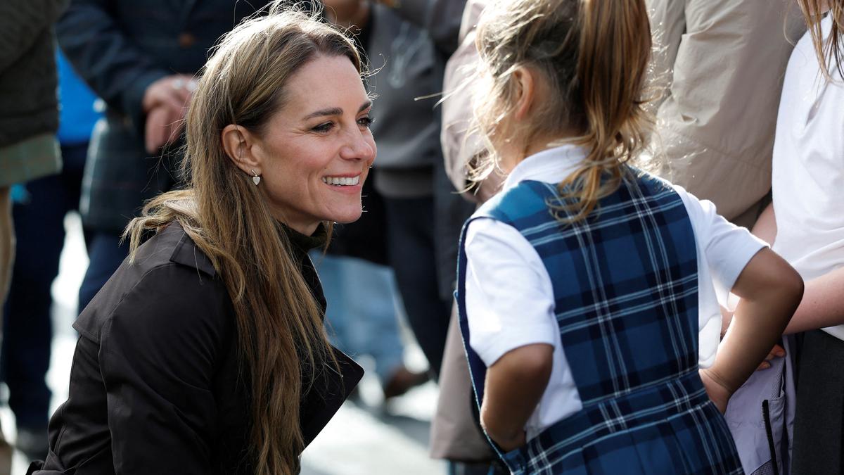Bagaimana Gaya Fashion Royals Mengatur Tren Musim Ini