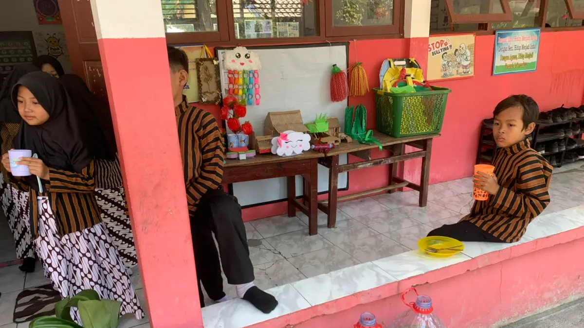 Program Sekolah Adiwiyata dan Tantangan Membangun Ekologi di Sekolah