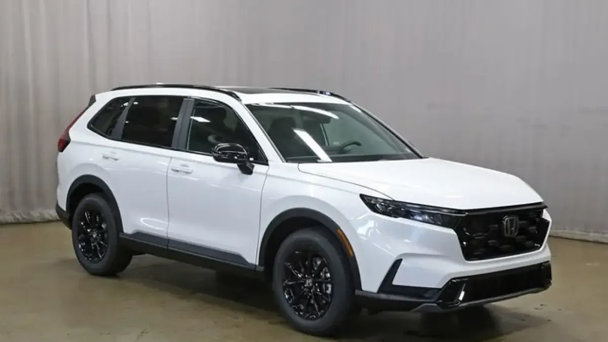 Honda CR-V Turbo vs Hybrid: SUV Keluarga Lapang dan Irit