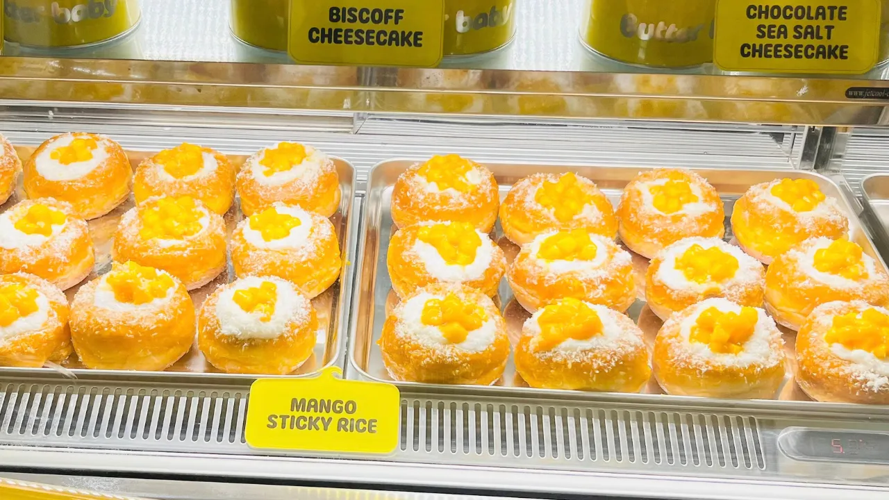 Mango Sticky Rice Disulap Jadi Donat: Nostalgia Tradisional, Bentuk Kontemporer