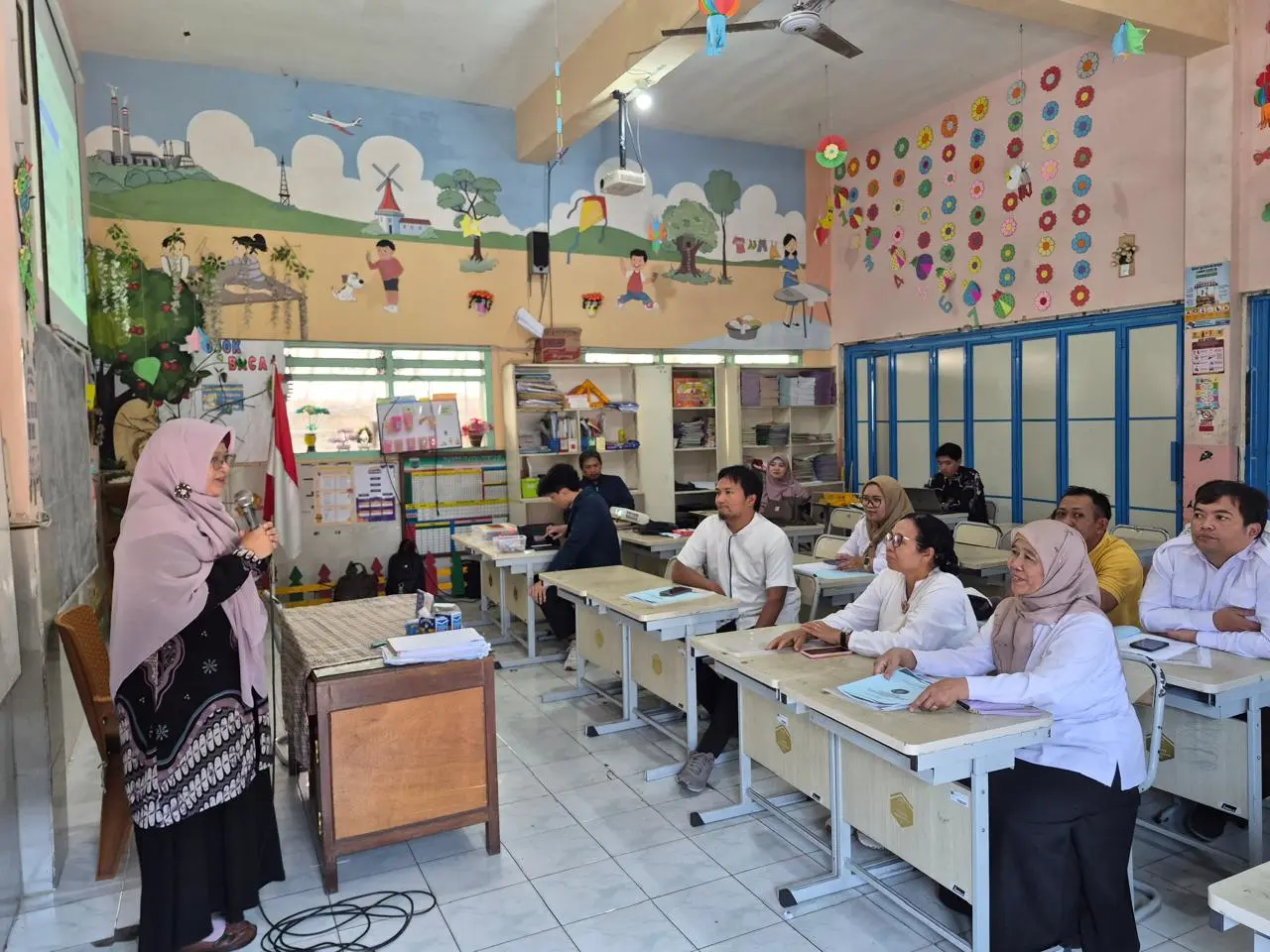 Lantai Pintar Geometri Menggeser Hafalan Rumus ke Pengalaman Konkret