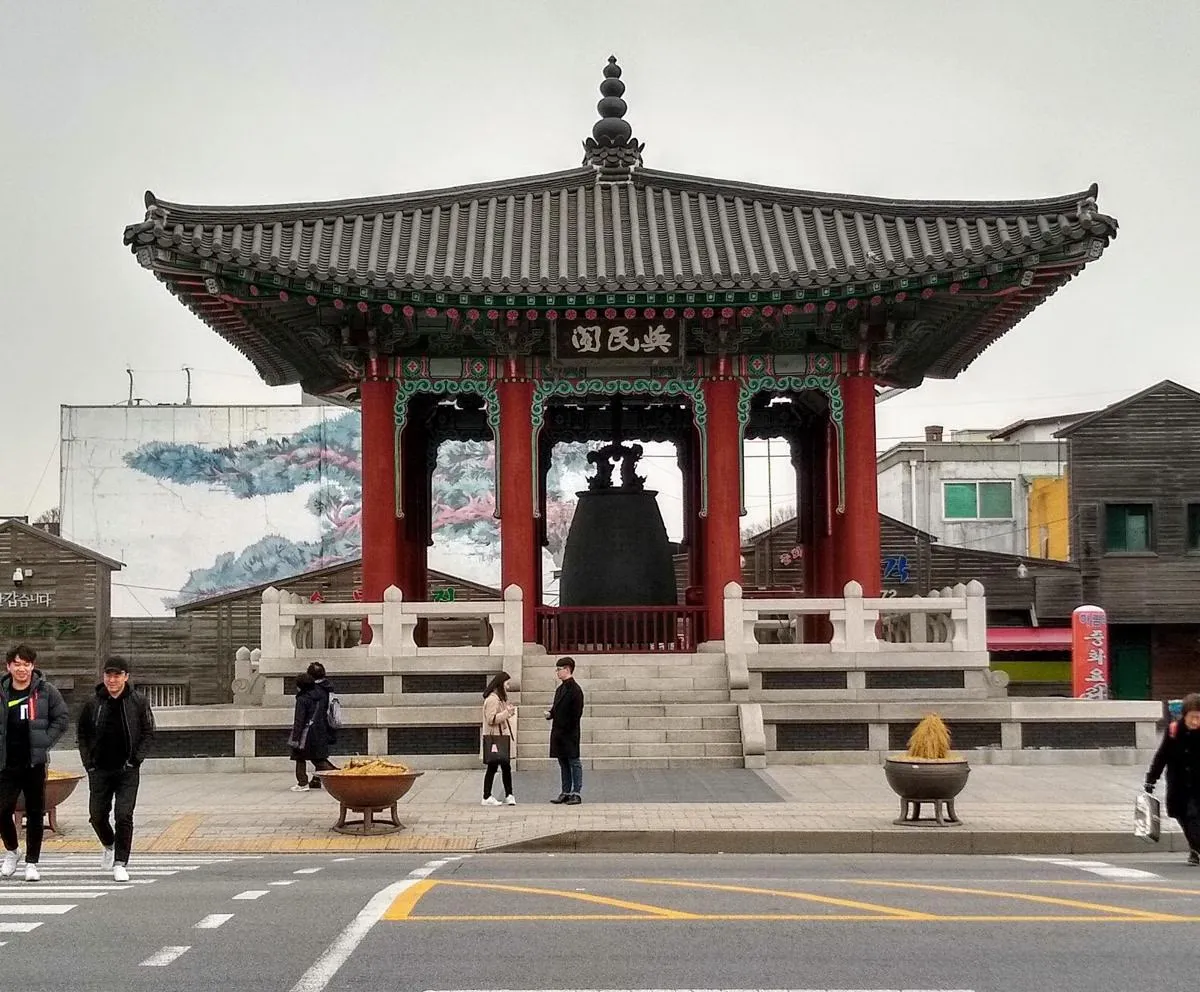 Panduan Lengkap Penginapan Itaewon dan Akomodasi Suwon