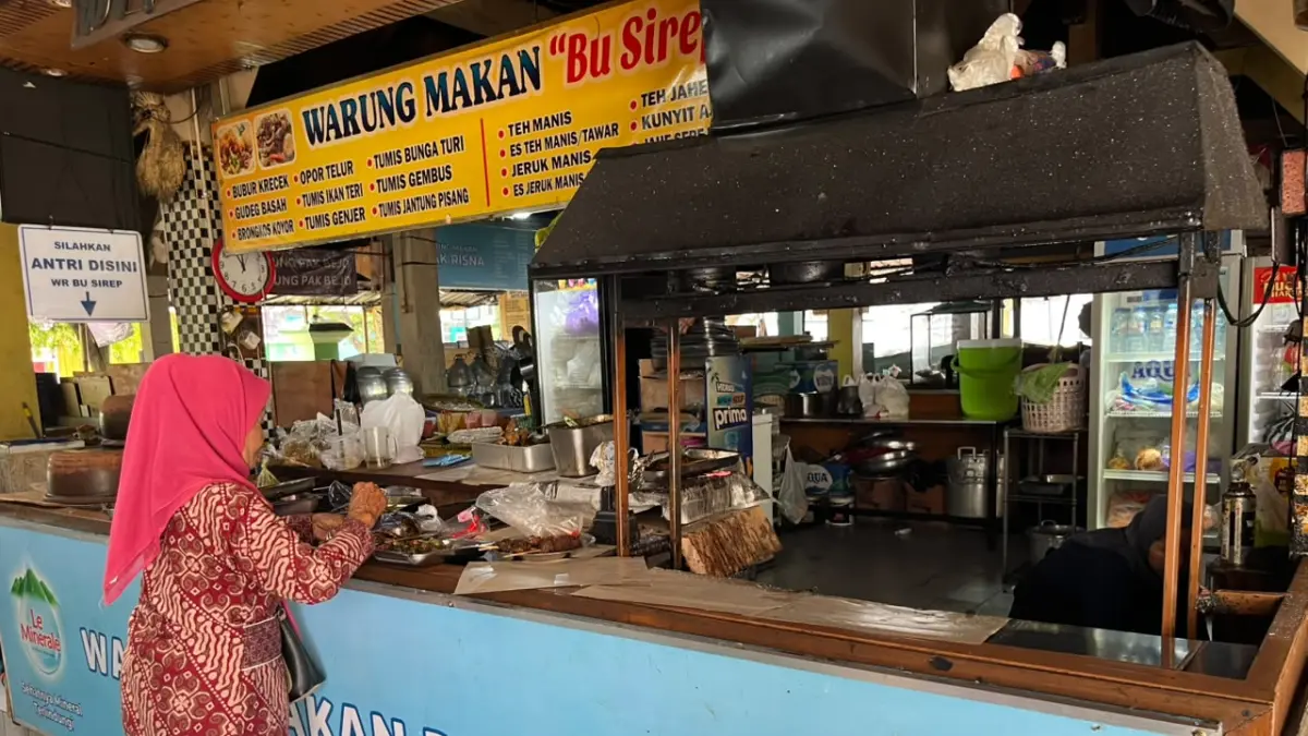 Warung Legendaris Puluhan Tahun dan Penjaga Rasa di Pasar