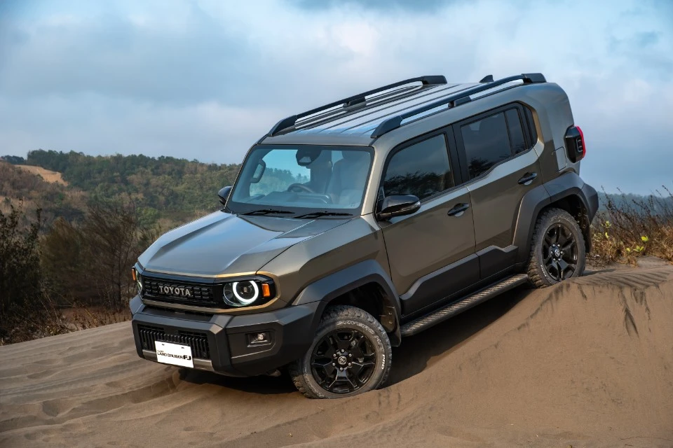 Land Cruiser FJ: SUV Kompak dengan Nyali Off-Road Besar