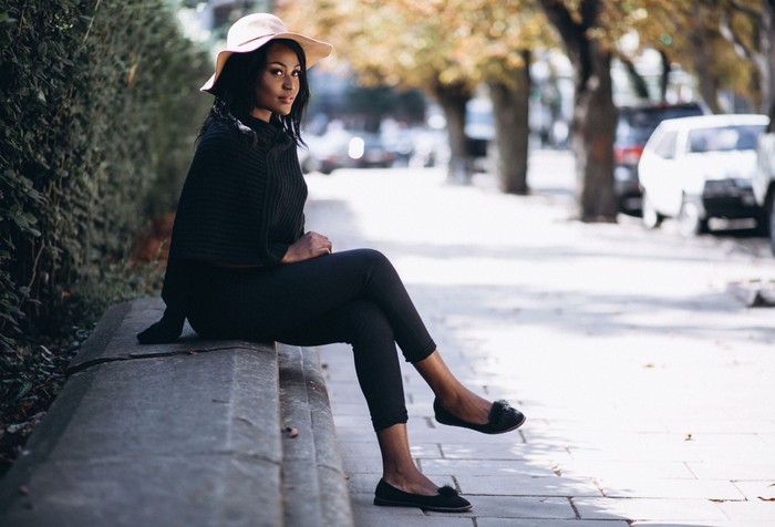 5 Fashion Items Timeless yang Tetap Worth Buying Saat Ekonomi Sulit