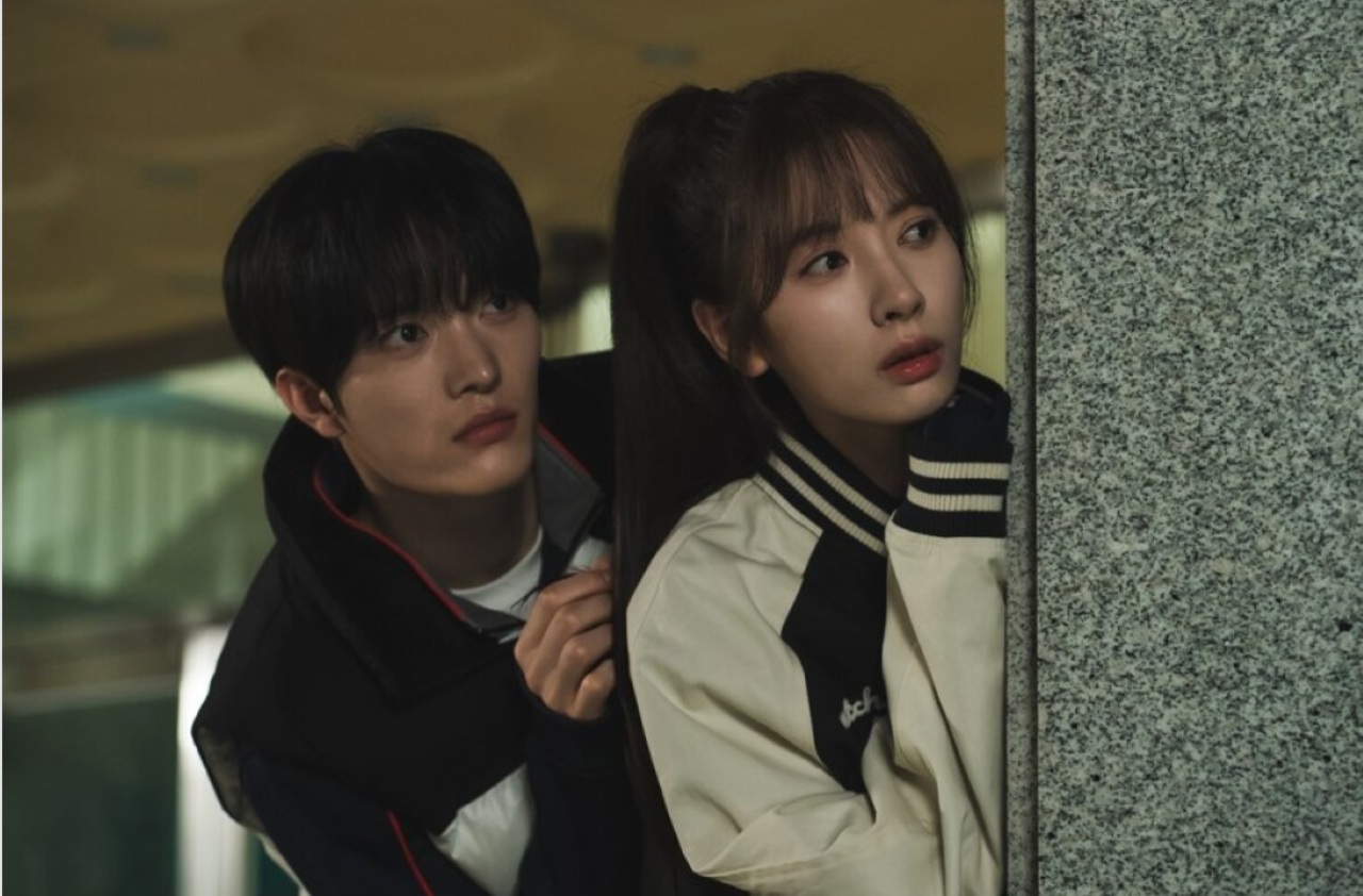 Perjalanan Waktu untuk Cinta Pertama di Dive Into You