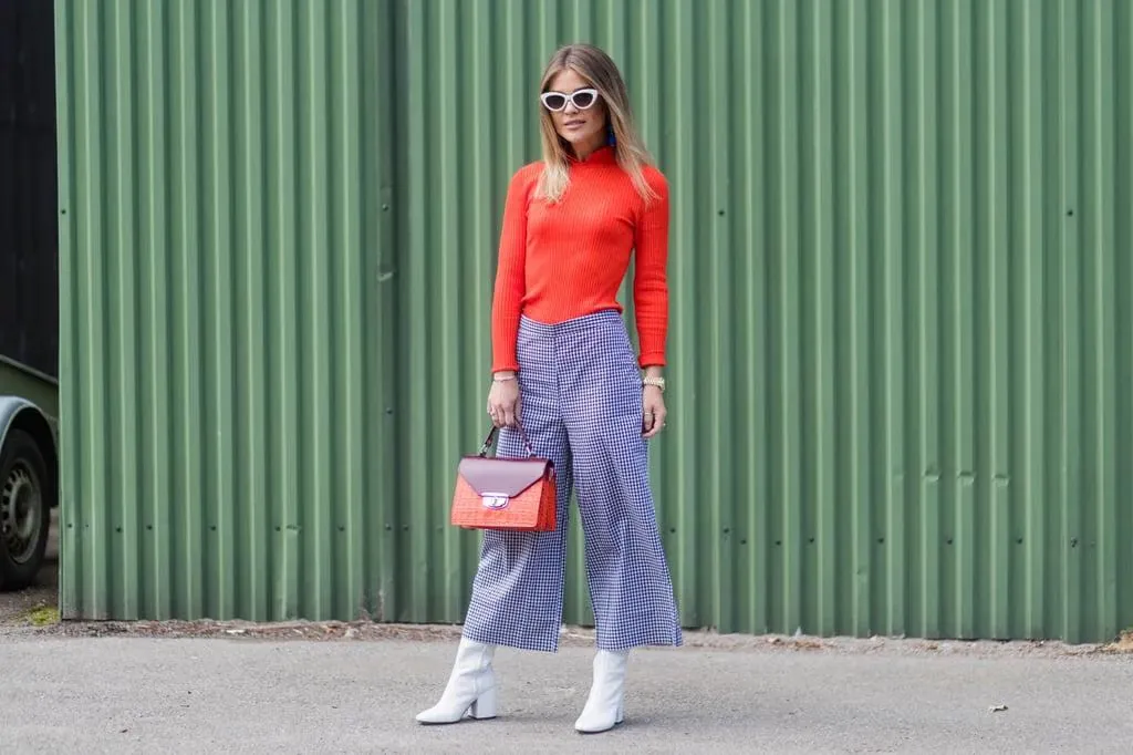 Panduan Lengkap Mix & Match Cardigan, Celana Kulot, dan Atasan untuk Tampilan Kantor yang Stylish