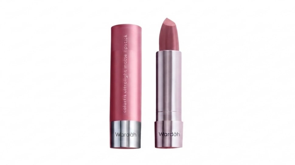 Cara Mencegah Lipstik Matte Agar Tidak Crack di Bibir Kering