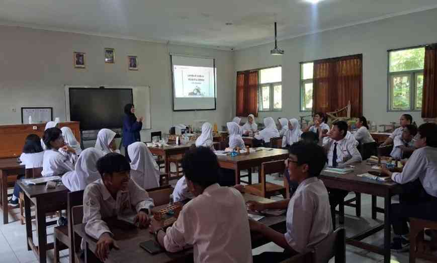 Dari Teori ke Praktik: Menguatkan Pemahaman SDGs lewat IPA Berbasis Eksperimen