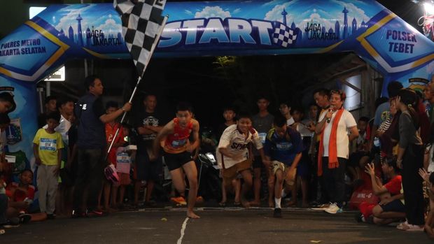 Night Run Jakarta: Strategi Polisi Mengalihkan Remaja dari Tawuran