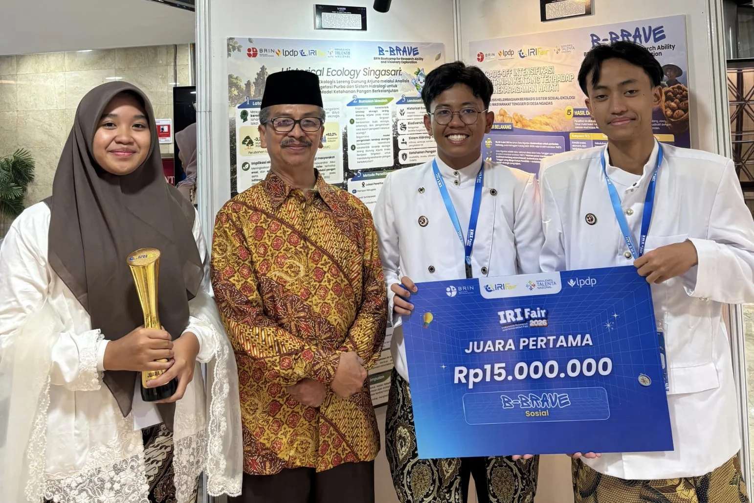 Kompetisi Penelitian Siswa Mengasah Inovasi STEM dan Ekologi