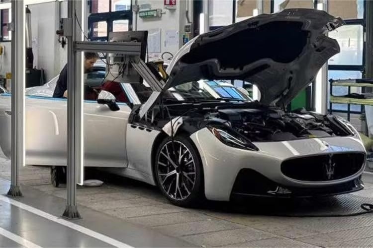 Maserati dan Teknologi Listrik China: Saat Brand Mewah Eropa Harus Merendah